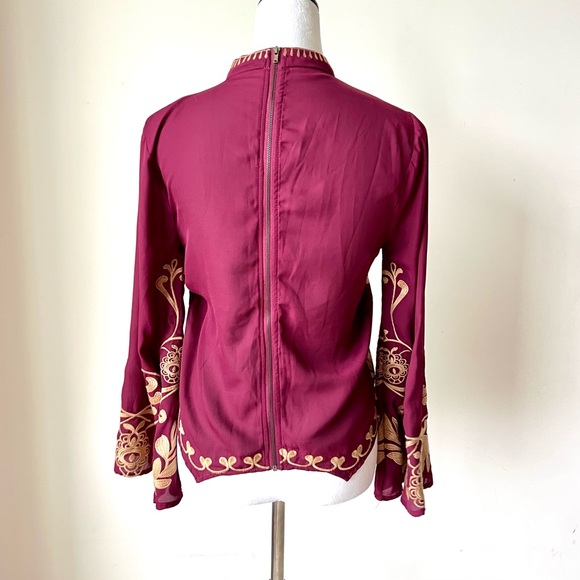 GIMMICKS Embroidered Bell Sleeve Mock Neck Boho Blouse—SZ. XS - Picture 10 of 17